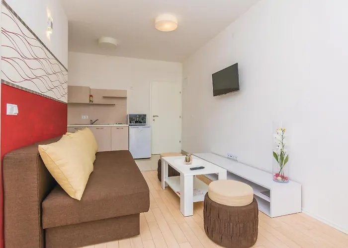 One-Bedroom Apartment in Vir Appartement Vir