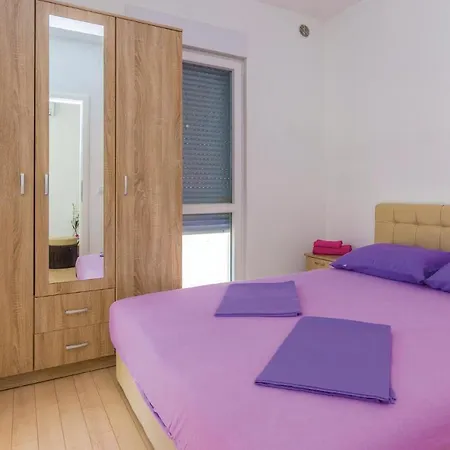 One-bedroom In Apartmán Vir