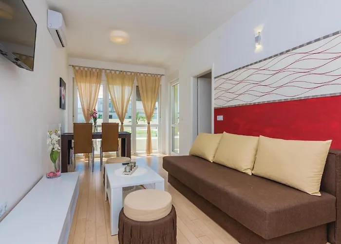 One-Bedroom Apartment In Vir
